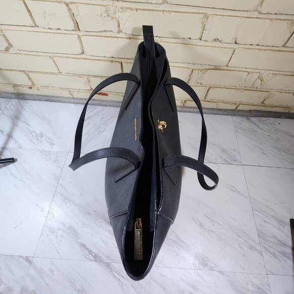 Like New Michael Kors Black Leather Shoulder Bag Purse - Picture 3 of 16